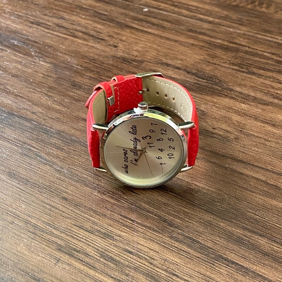 Stainless steel back watches in Genuine leather - Picture 3 of 13